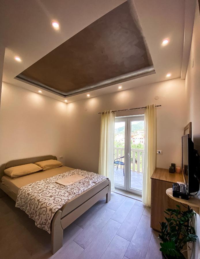 Mavalux Apartments Tivat Dış mekan fotoğraf
