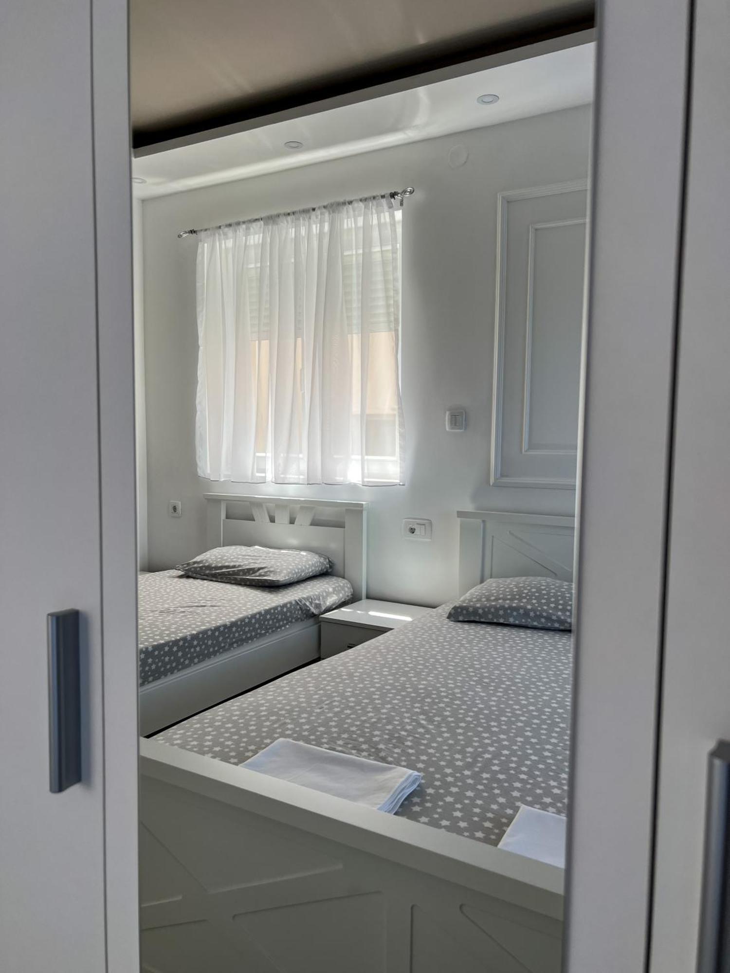 Mavalux Apartments Tivat Dış mekan fotoğraf