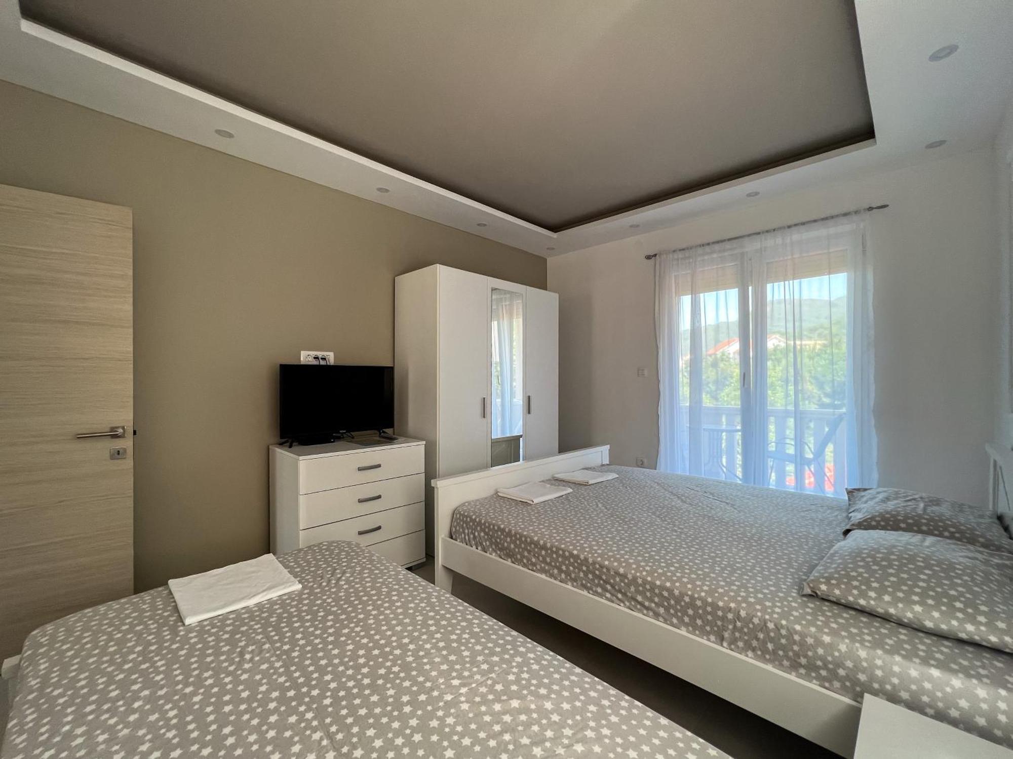 Mavalux Apartments Tivat Dış mekan fotoğraf